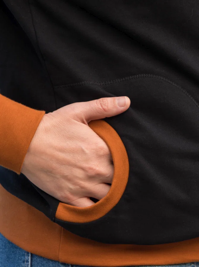 sweatshirt-femme-noir-poche